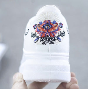 WAWFROK Women Casual Shoes Summer 2018 Spring Women Shoes Fashion Embroidered Breathable Hollow Lace-Up Women Sneakers