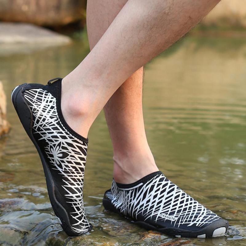 Men Woman Beach Summer Outdoor Wading Shoes Swimming Slipper On Surf Quick-Drying Aqua Shoes Skin Sock Striped Water Shoes