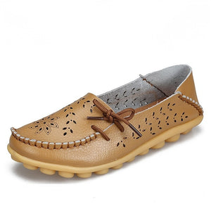 2018 Hot Women Flats Shoes Women loafers Ladies Slip on Flats 9 Color Genuine Leather Shoes Driving Casual Women Shoes Plus Size