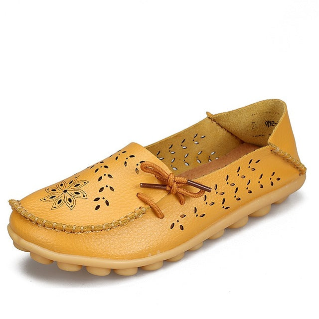 2018 Hot Women Flats Shoes Women loafers Ladies Slip on Flats 9 Color Genuine Leather Shoes Driving Casual Women Shoes Plus Size